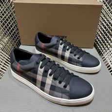 Burberry Low Shoes